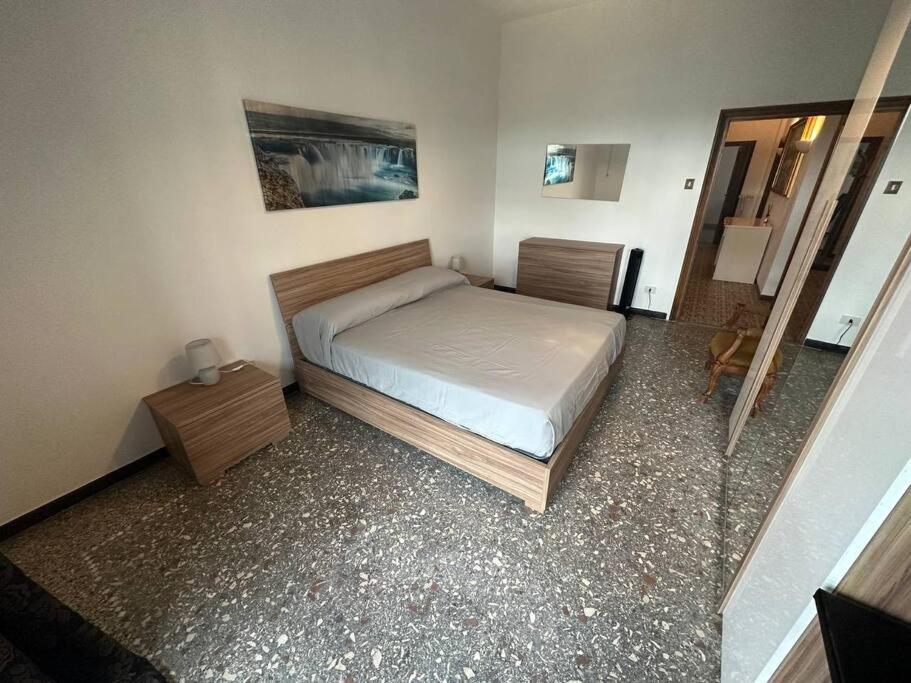 Metro C - Centocelle Ampio Appartamento Con Tre Camere Da Letto روما المظهر الخارجي الصورة